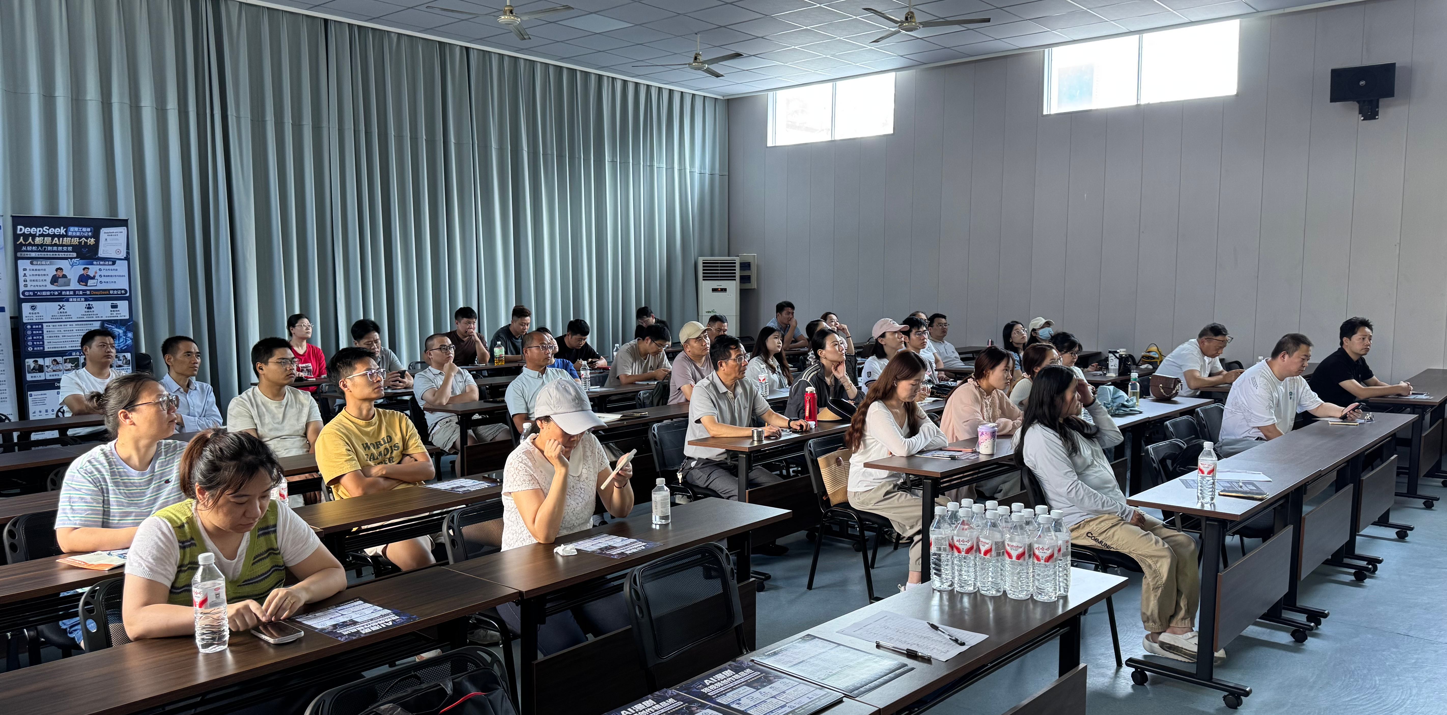 常州慧迪教育 AI 漫剧制作零基础公益专题讲座顺利举办